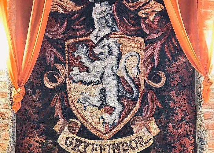 Harry Potter L'experience, Nuit Magique A Poudlard Apartment Sedan