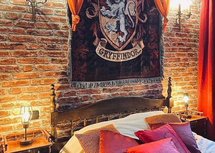 Harry Potter L'experience, Nuit Magique A Poudlard Apartment Sedan
